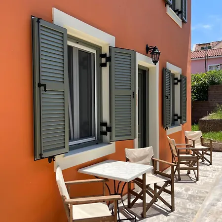 Live Like A Local In The Heart Of * Argostolion